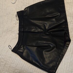 Zara faux leather shorts sz L